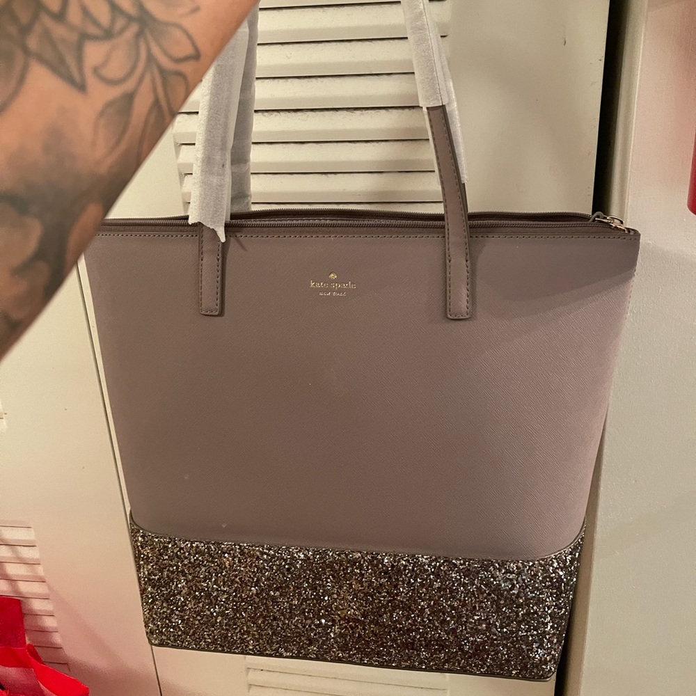 Kate Spade tote - Picture 3 of 5